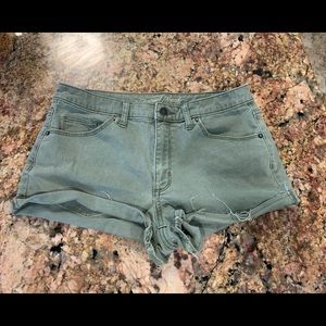 Universal Thread shorts
